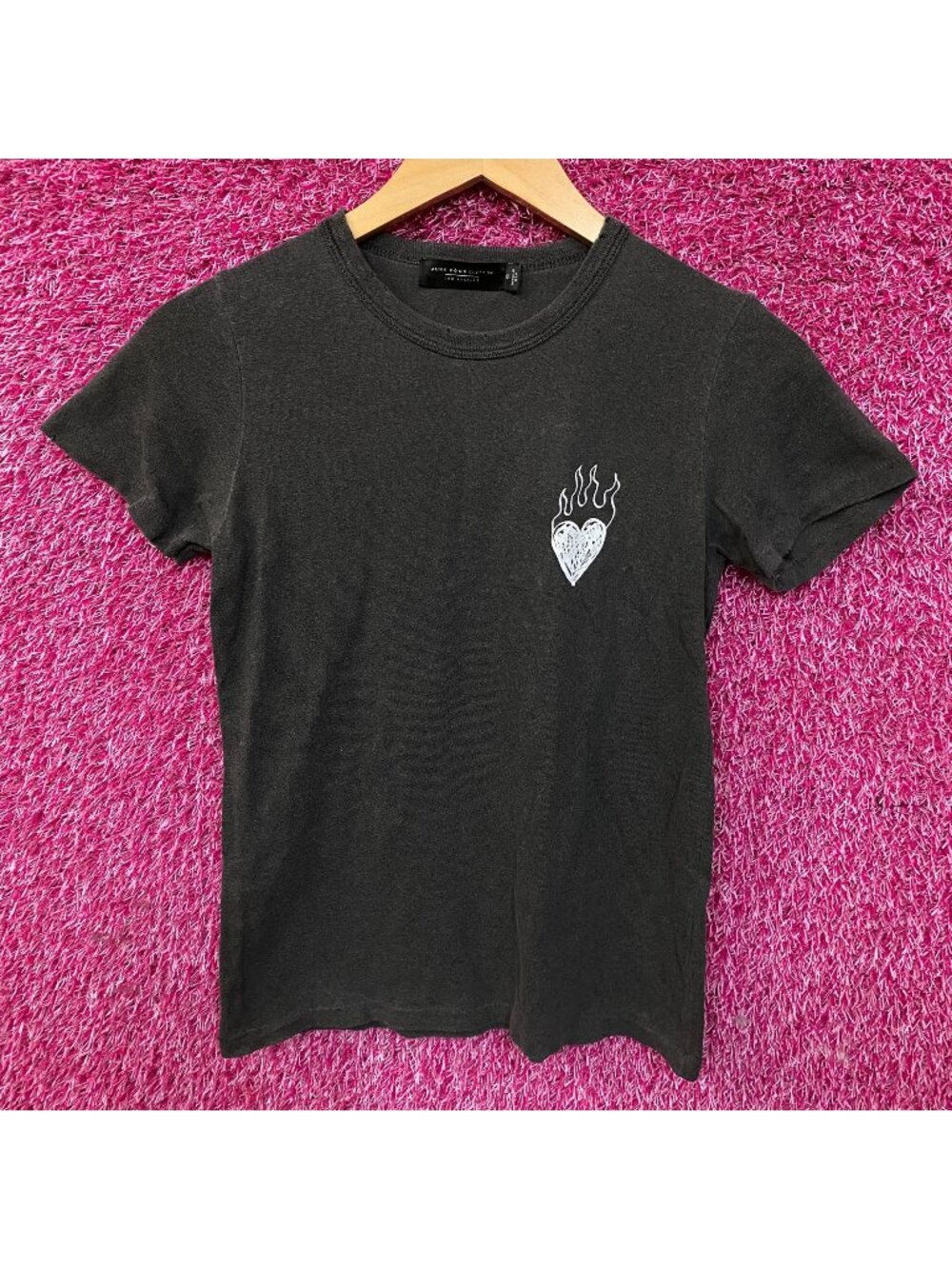 Junk Food Clothing Women's Burning Love Original Vintage Style Tee XS